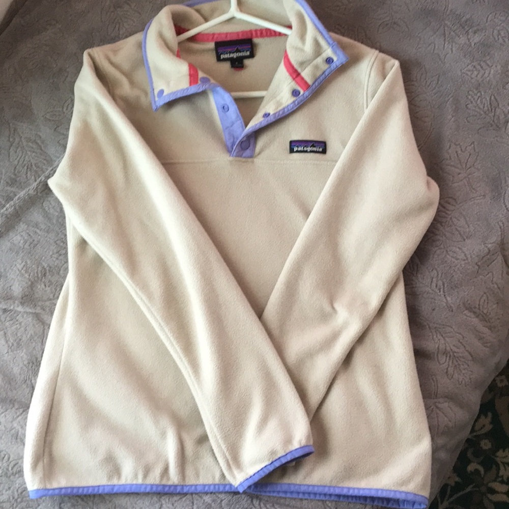 Patagonia sweatshirt